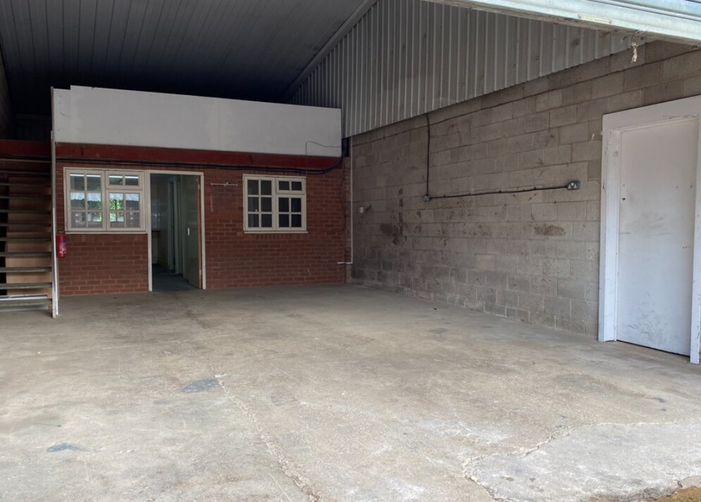 3A-3C Back Ln, East Langton for lease Interior Photo- Image 1 of 2
