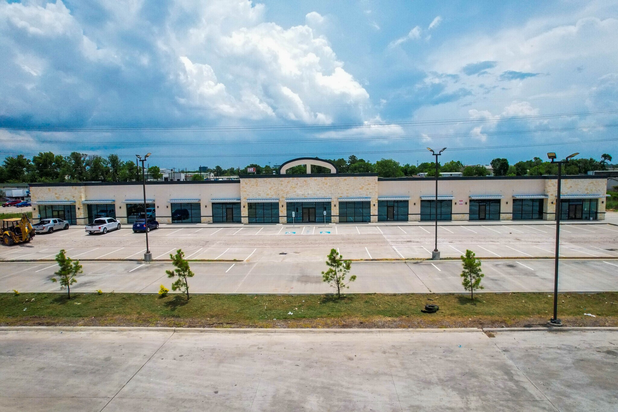 1130 Aldine Bender Rd, Houston, TX for lease Building Photo- Image 1 of 5