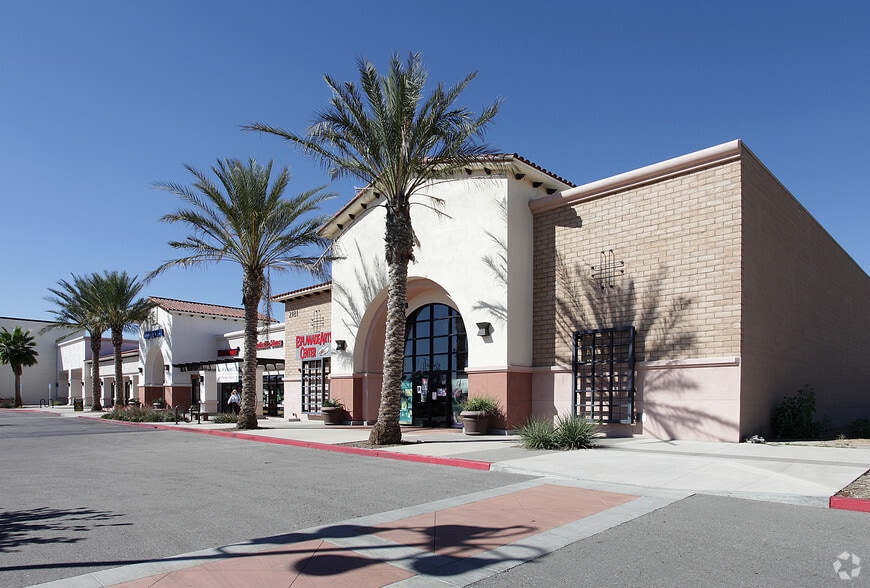 Sanderson & Esplanade Ave, San Jacinto, CA for lease - Building Photo - Image 3 of 20