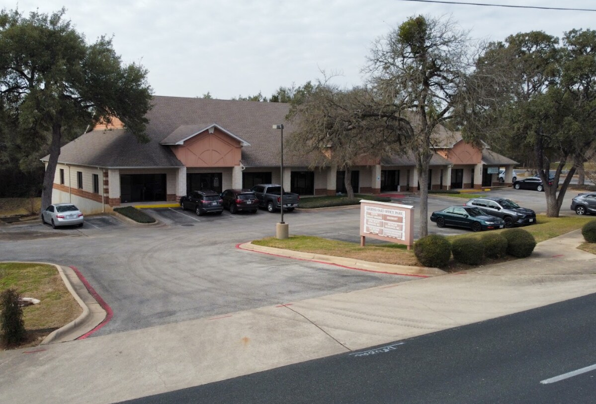 5811 W William Cannon Dr, Austin, TX 78749