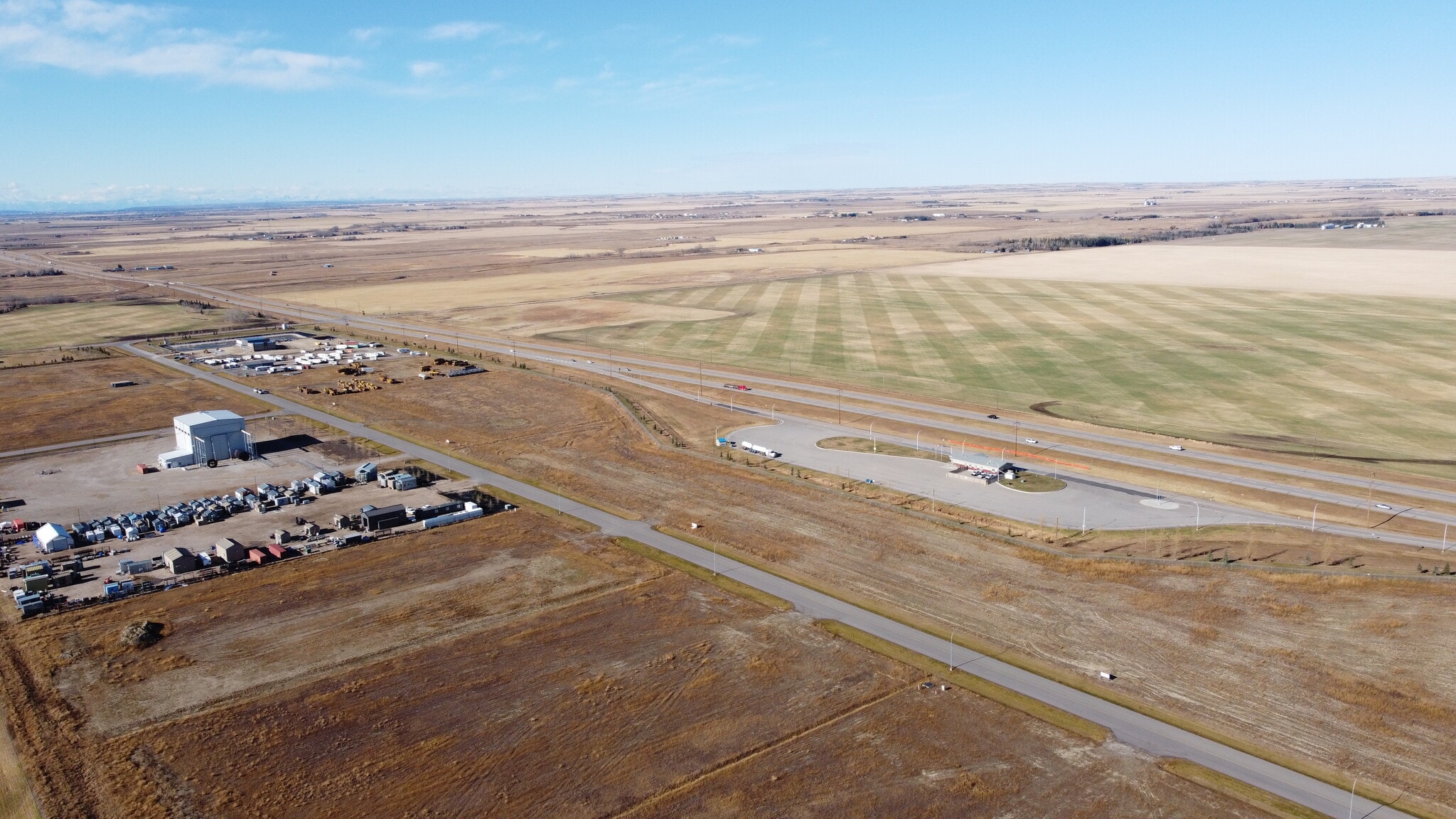 12 Durum Dr, Wheatland County, AB for sale Primary Photo- Image 1 of 23