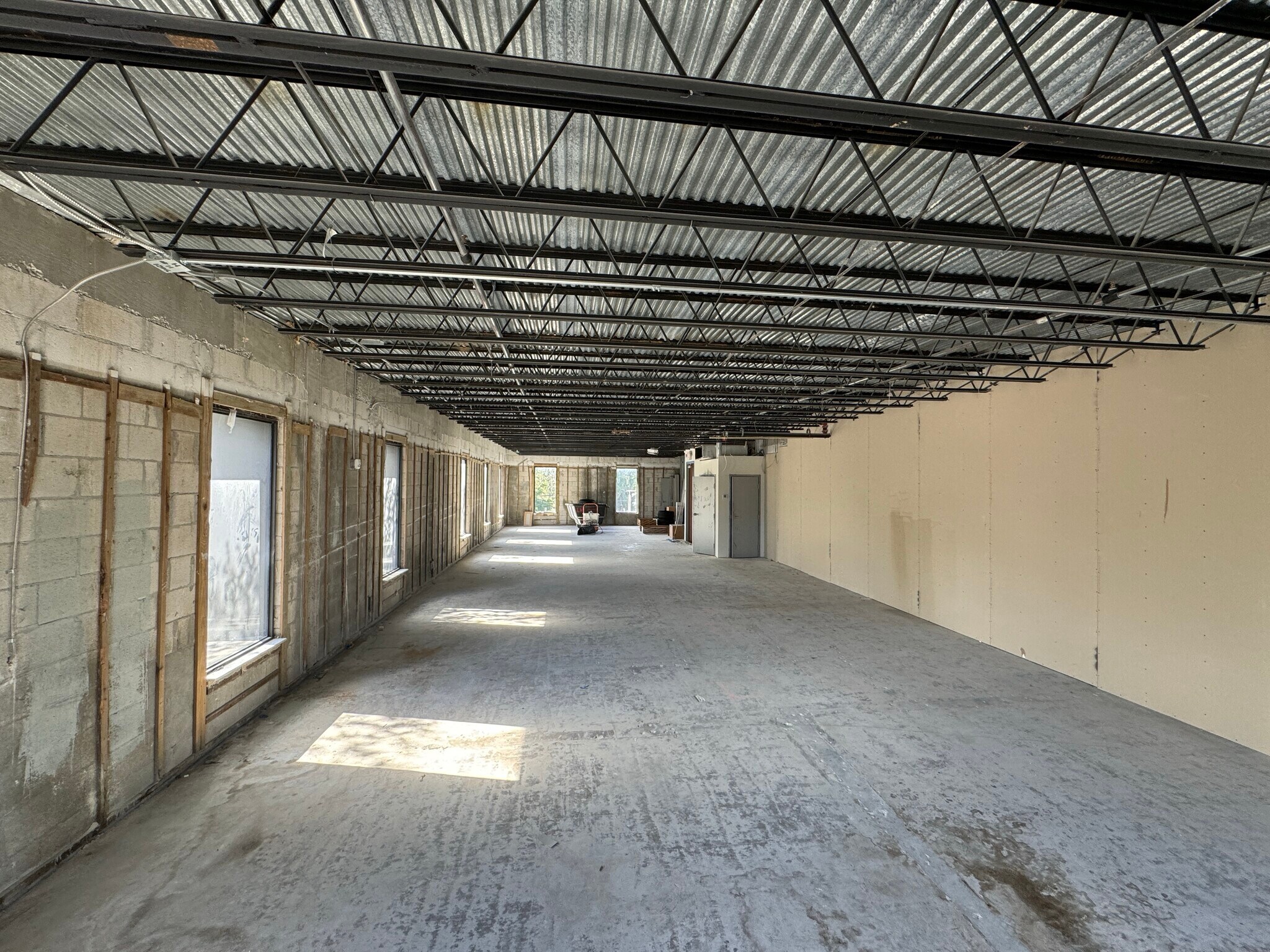 4331 N Federal Hwy, Fort Lauderdale, FL for sale Interior Photo- Image 1 of 1