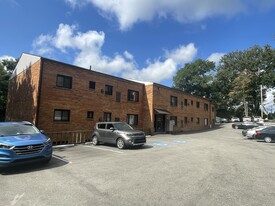 RICHLOWE APARTMENTS - Parking Garage