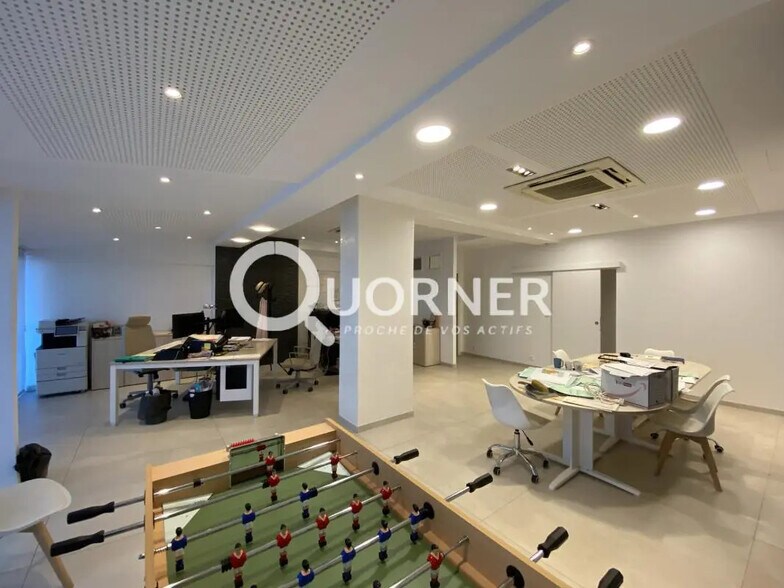 Office in Fréjus for lease - Building Photo - Image 2 of 9