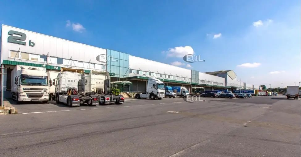 Industrial in Aulnay-sous-Bois for lease - Building Photo - Image 1 of 1