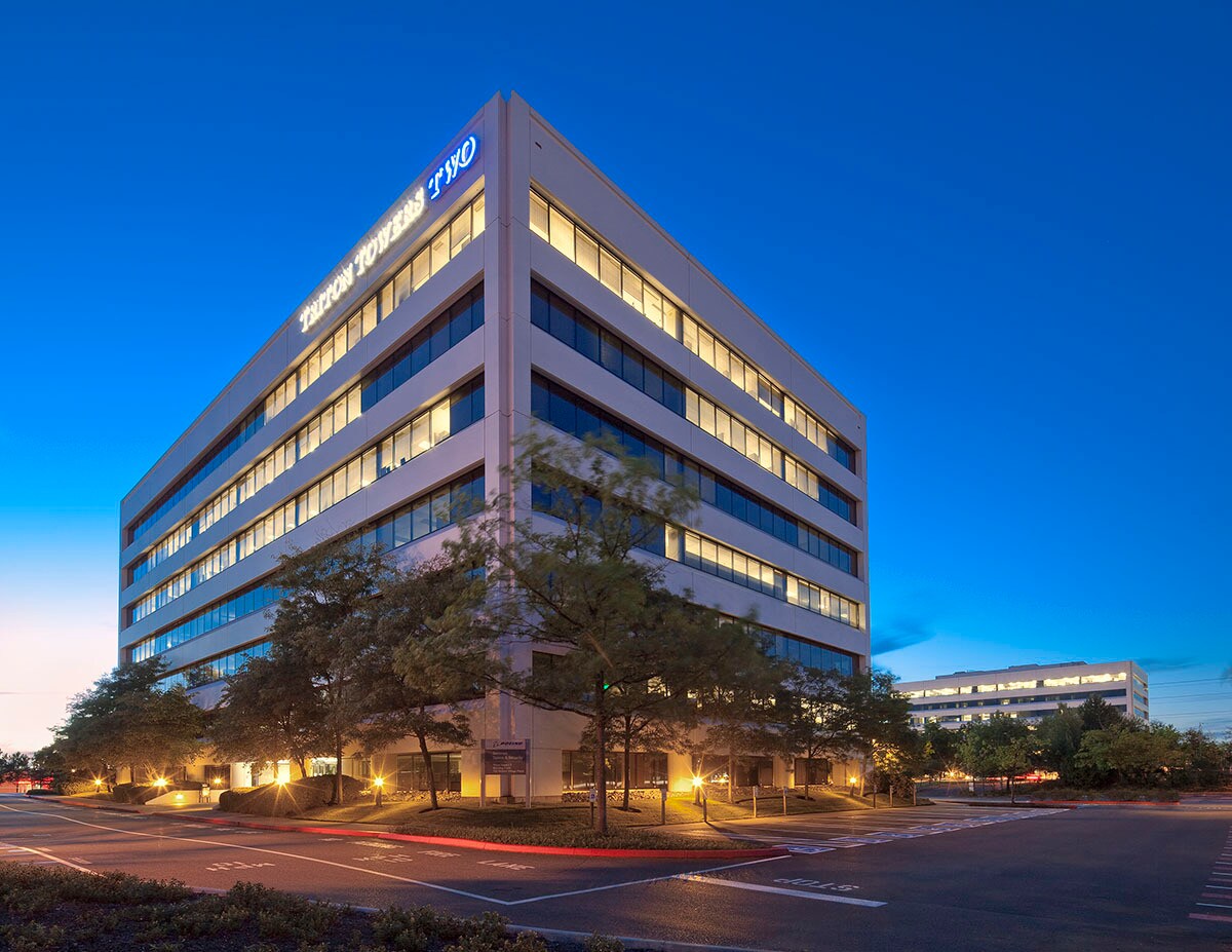 700 S Renton Village Pl, Renton, WA 98057 Triton Tower Two