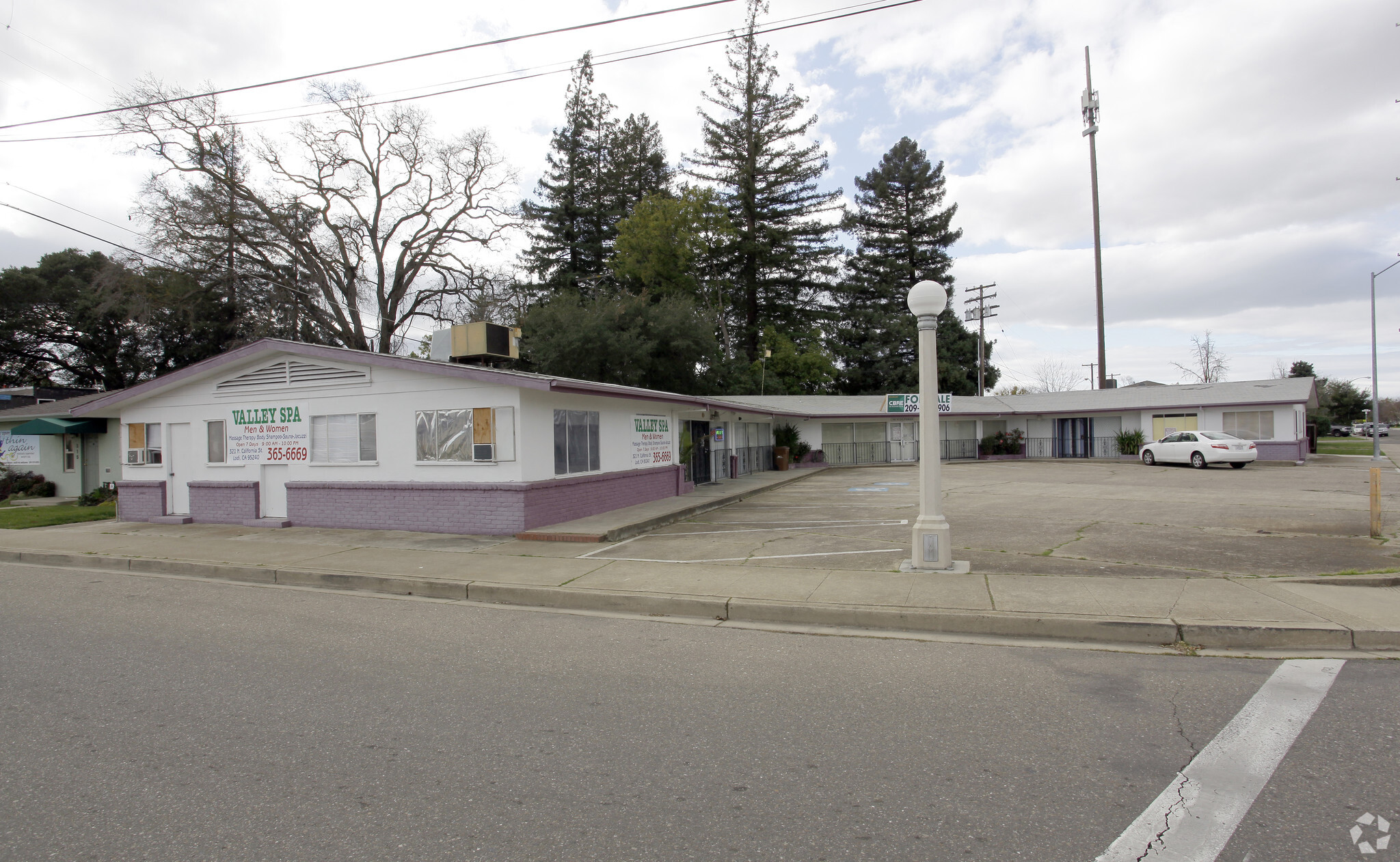 321 N California St, Lodi, CA 95240