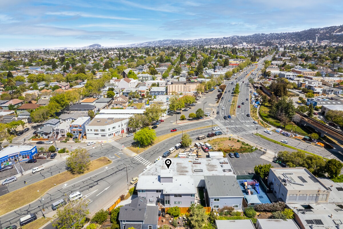 3411 Adeline St, Berkeley, CA 94703