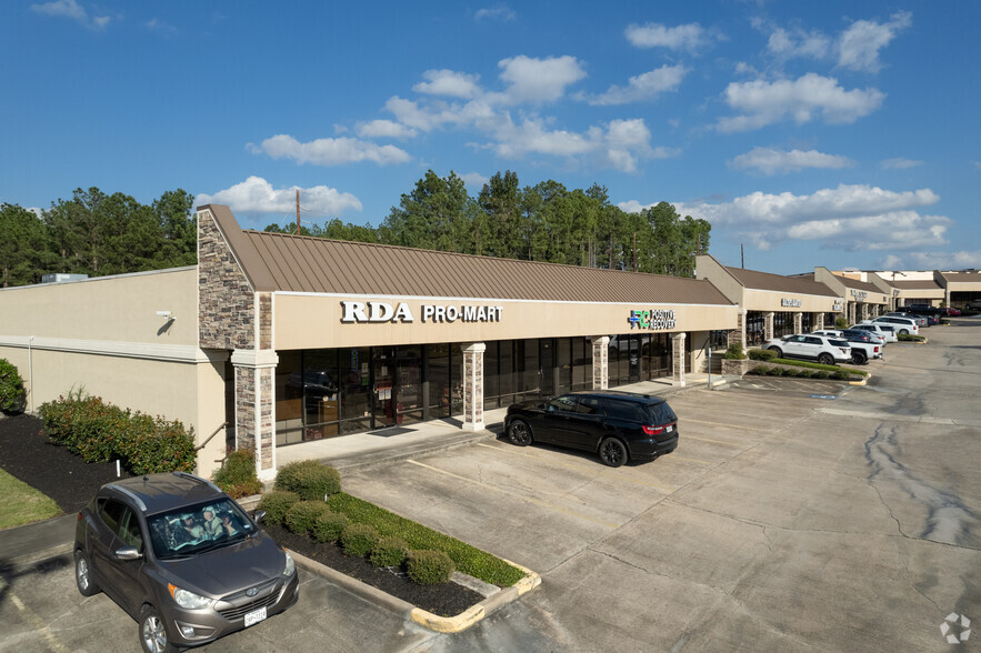 3500 W Davis St, Conroe, TX for lease - Building Photo - Image 1 of 5