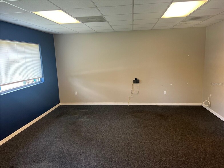 516 NW 75th St, Gainesville, FL for lease - Interior Photo - Image 3 of 6