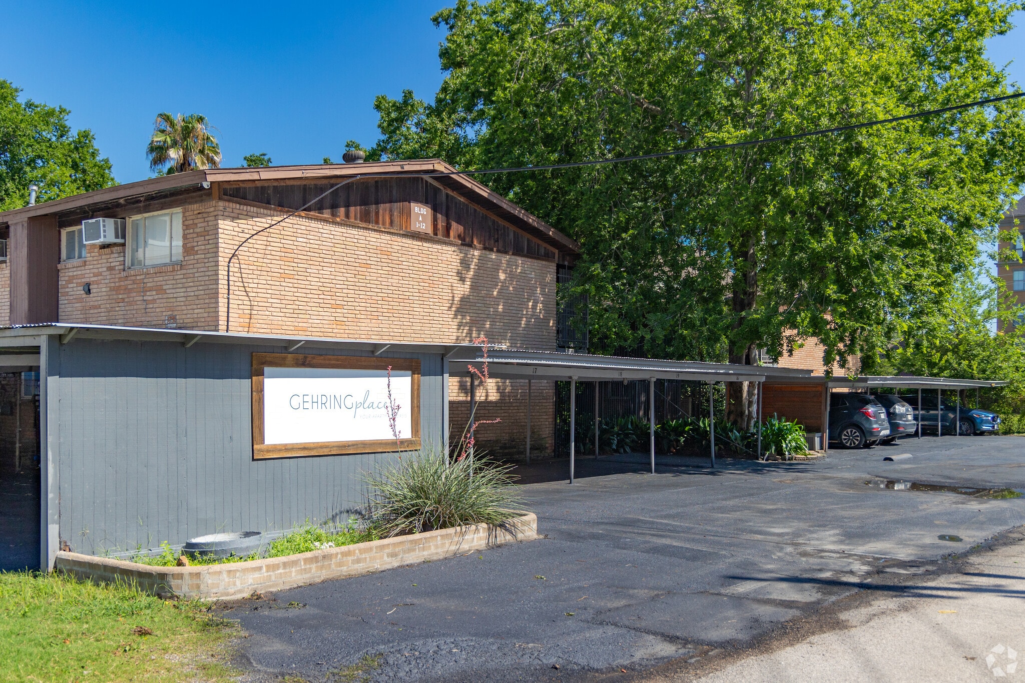 6218 Gehring St, Houston, TX for sale Primary Photo- Image 1 of 32