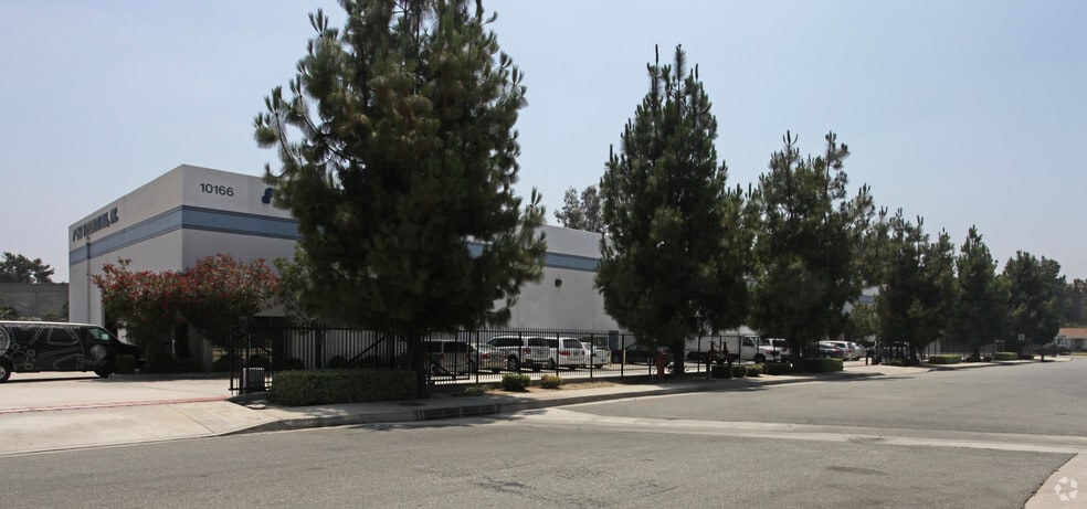 10160 Olney St, El Monte, CA for sale - Primary Photo - Image 2 of 5