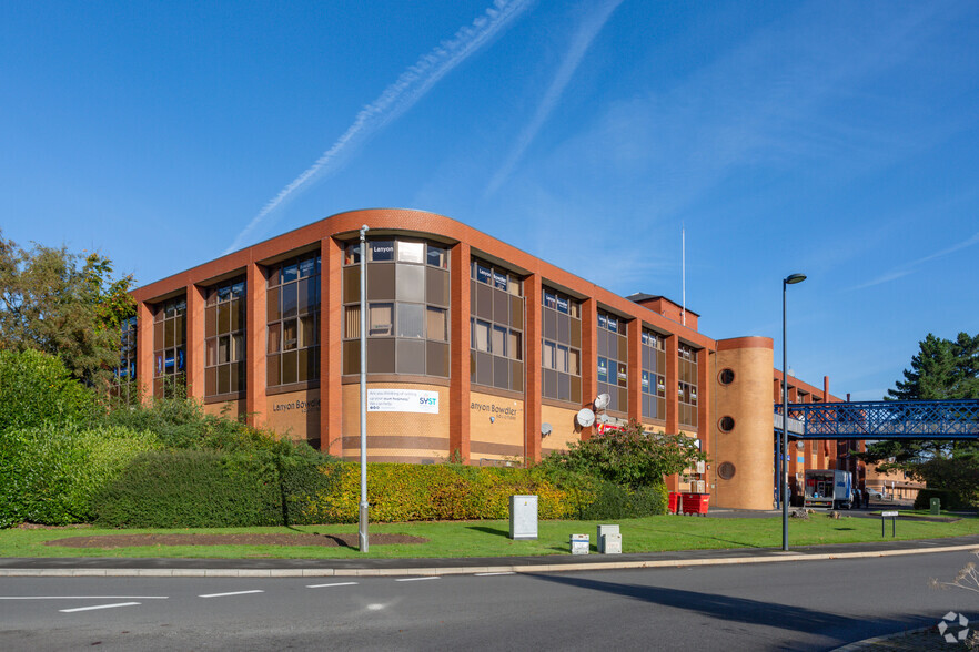 Central Sq, Telford for sale - Primary Photo - Image 1 of 1