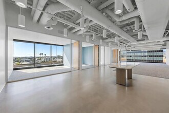11150 Santa Monica Blvd, Los Angeles, CA for lease Interior Photo- Image 1 of 9
