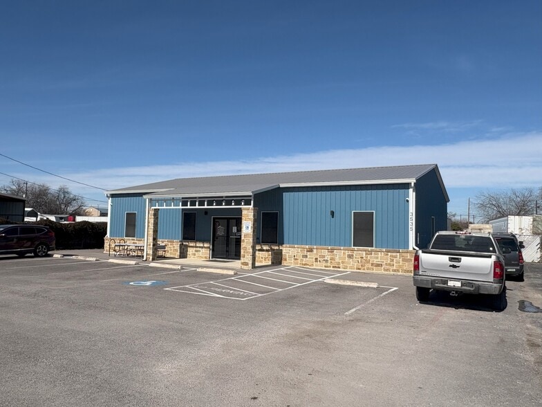 3535 SW Military Dr, San Antonio, TX for sale - Building Photo - Image 1 of 4