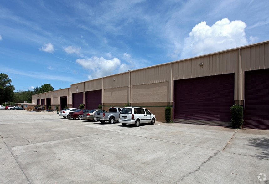 9 W Tower Cir, Ormond Beach, FL for sale - Building Photo - Image 2 of 14