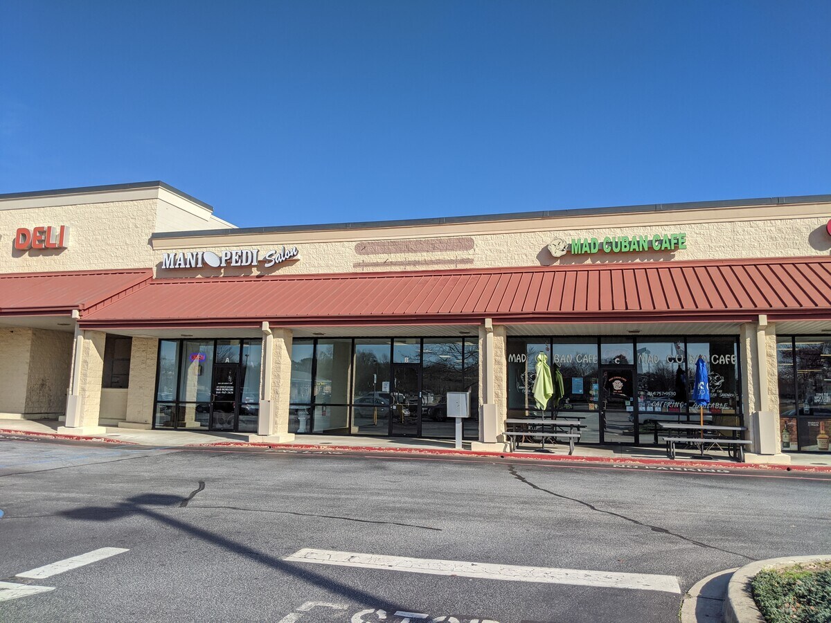 699 Fairview Rd, Simpsonville, SC 29680