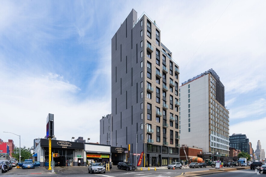 288 4th Ave, Brooklyn, NY for lease - Primary Photo - Image 1 of 5