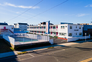 Seaside Colony Motel - Motel