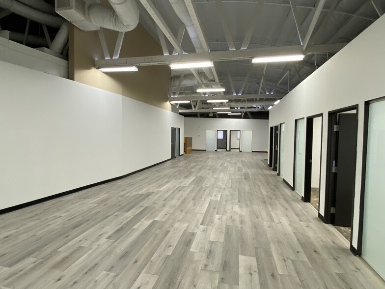 640 S Glenwood Pl, Burbank, CA for lease - Building Photo - Image 3 of 8