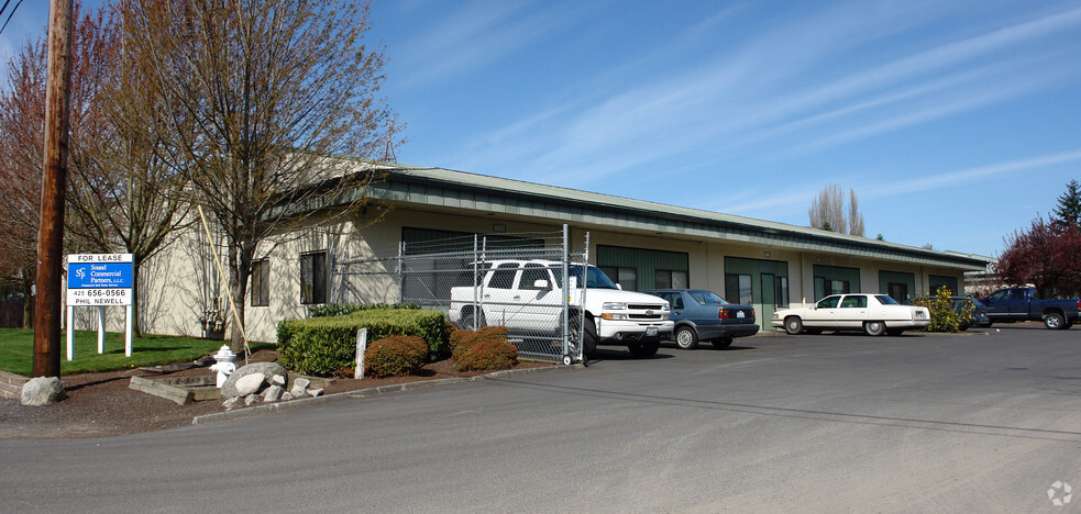 8602-8612 S 222nd St, Kent, WA for lease - Building Photo - Image 3 of 12