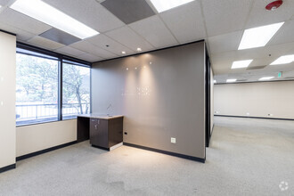 3300 S Parker Rd, Aurora, CO for lease Interior Photo- Image 1 of 4