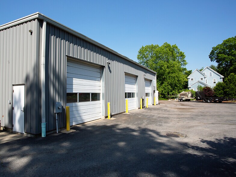 33 Talbot Rd, Northborough, MA 01532