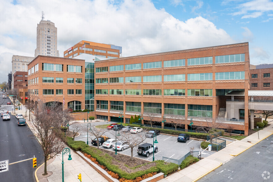 600 Penn St, Reading, PA for lease - Building Photo - Image 1 of 7