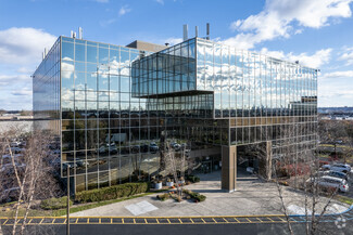 More details for 250 Moonachie Rd, Moonachie, NJ - Office for Lease