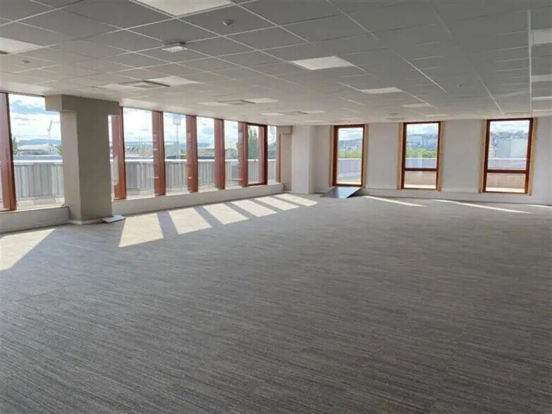 8 Rue De Dole, Lyon for lease - Interior Photo - Image 2 of 20