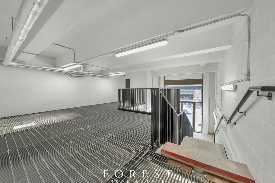 14-16 Betterton St, London for lease - Building Photo - Image 3 of 23