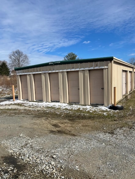 35 Arnold Ln, Bloomfield, KY for sale - Building Photo - Image 2 of 8