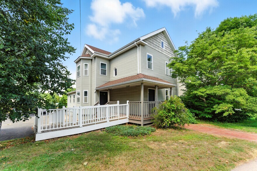 155 Oak St, Glastonbury, CT for sale - Building Photo - Image 1 of 12