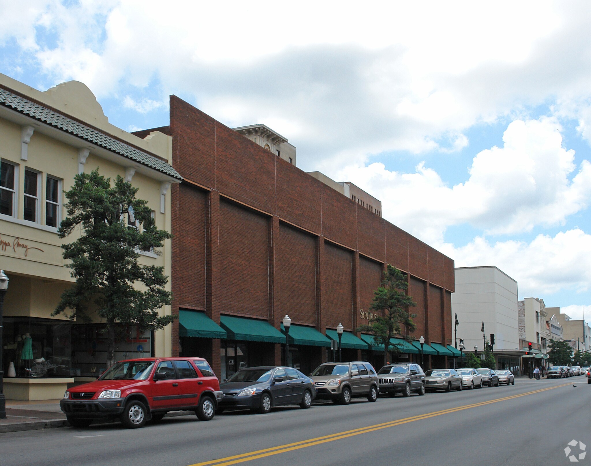 2 W Broughton St, Savannah, GA for sale Primary Photo- Image 1 of 1