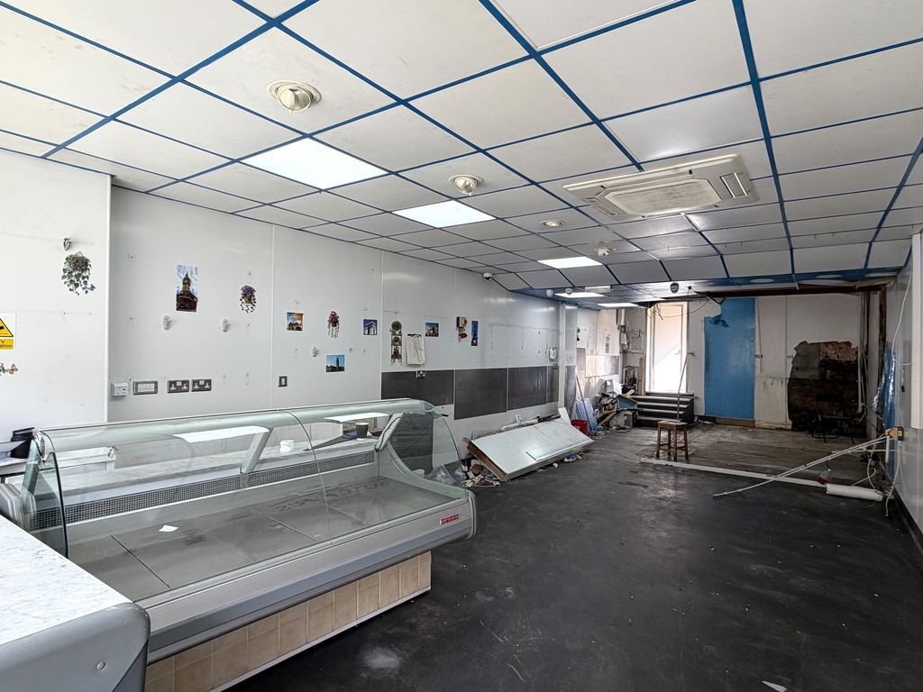 55 Newbottle St, Houghton Le Spring for sale Interior Photo- Image 1 of 5