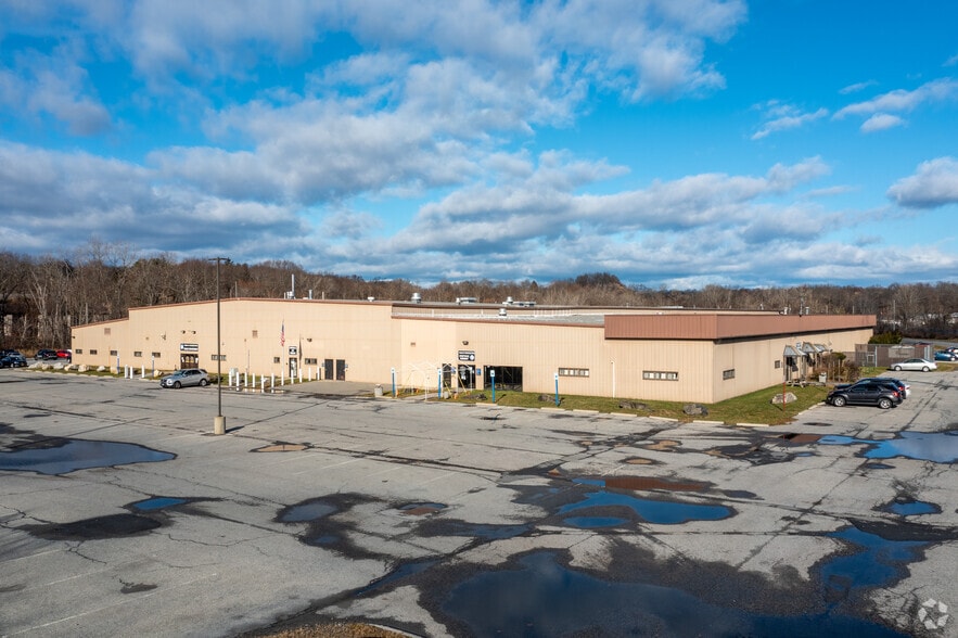 Industrial / Office Complex portfolio of 2 properties for sale on LoopNet.com - Building Photo - Image 2 of 5