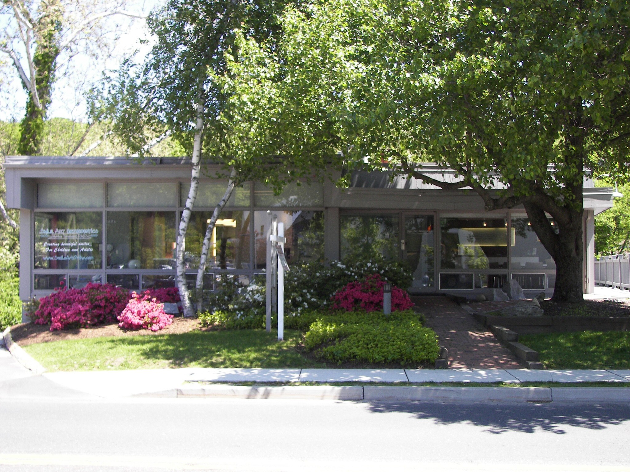 126 Old Ridgefield Rd, Wilton, CT for sale Primary Photo- Image 1 of 1