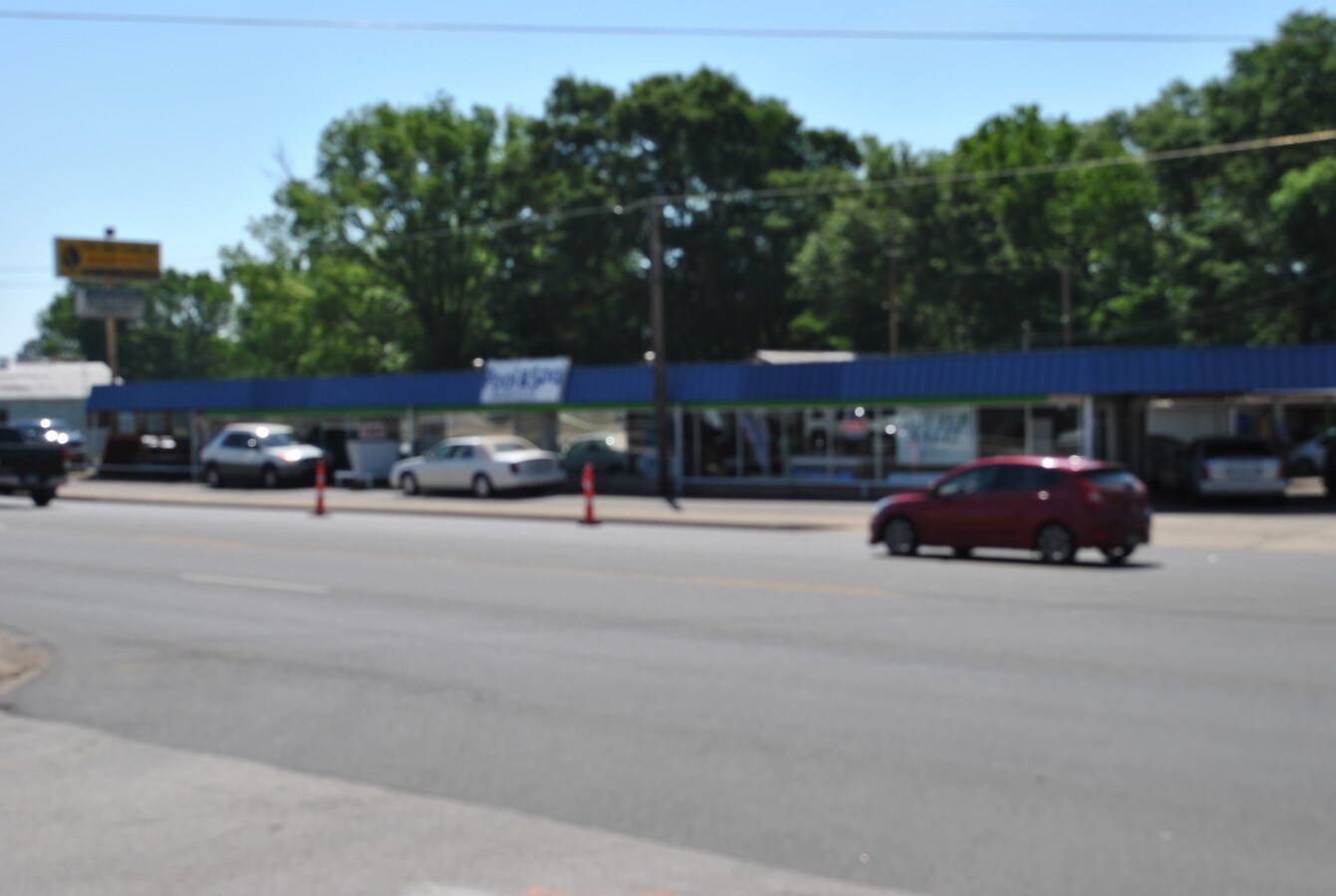 1302 W Marshall Ave, Longview, TX 75604