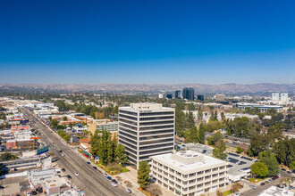 21031 Ventura Blvd, Woodland Hills, CA - aerial  map view