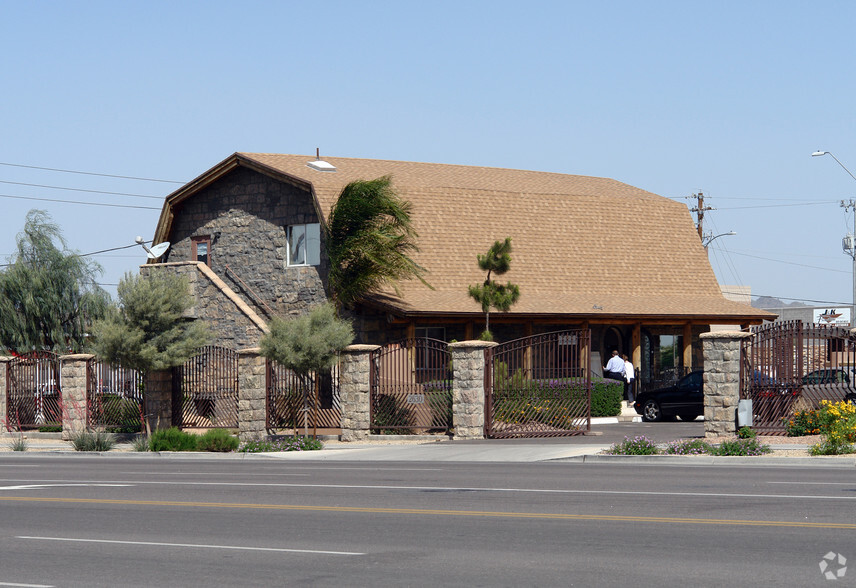 2630 W Deer Valley Rd, Phoenix, AZ for sale - Building Photo - Image 1 of 1