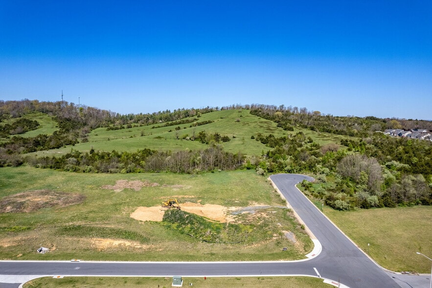 55 Baxter Drive, Harrisonburg, VA for sale - Building Photo - Image 2 of 17