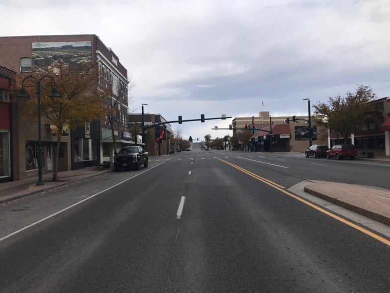 409 E Main St, Riverton, WY for sale - Building Photo - Image 2 of 16