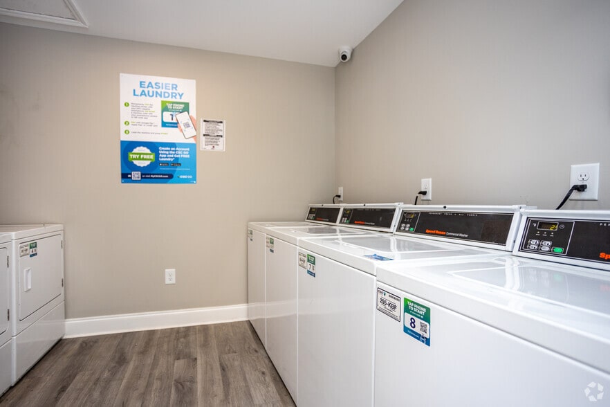 2300 Davenport Rd, Knoxville, TN for sale - Interior Photo - Image 2 of 25