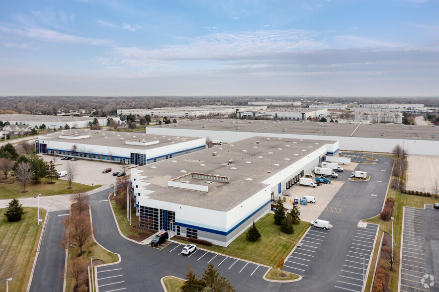 100 N Gary Ave, Roselle, IL for lease - Aerial - Image 2 of 6