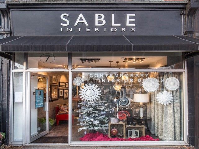 Portsmouth Rd, Thames Ditton for sale - Primary Photo - Image 1 of 1