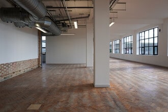 Kimpton Rd, Luton for lease Interior Photo- Image 2 of 2