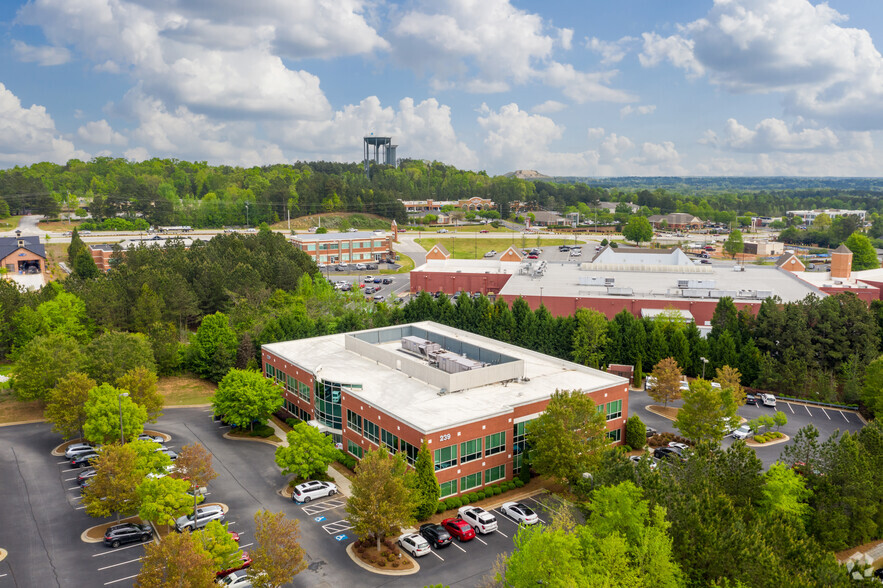 239 Village Center Pky, Stockbridge, GA for lease - Building Photo - Image 3 of 7