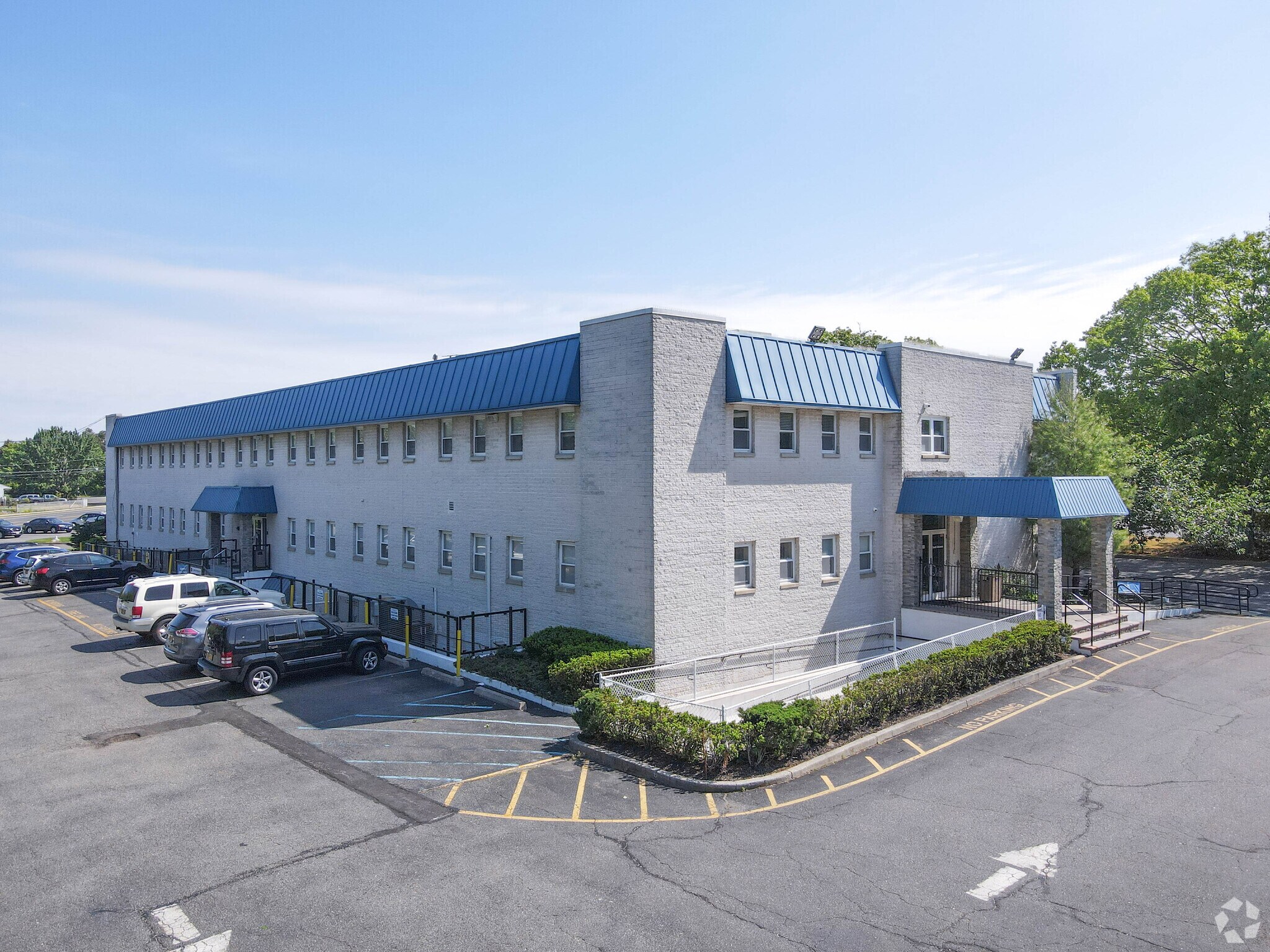 500 Commack Rd Commack Ny - n955dc1