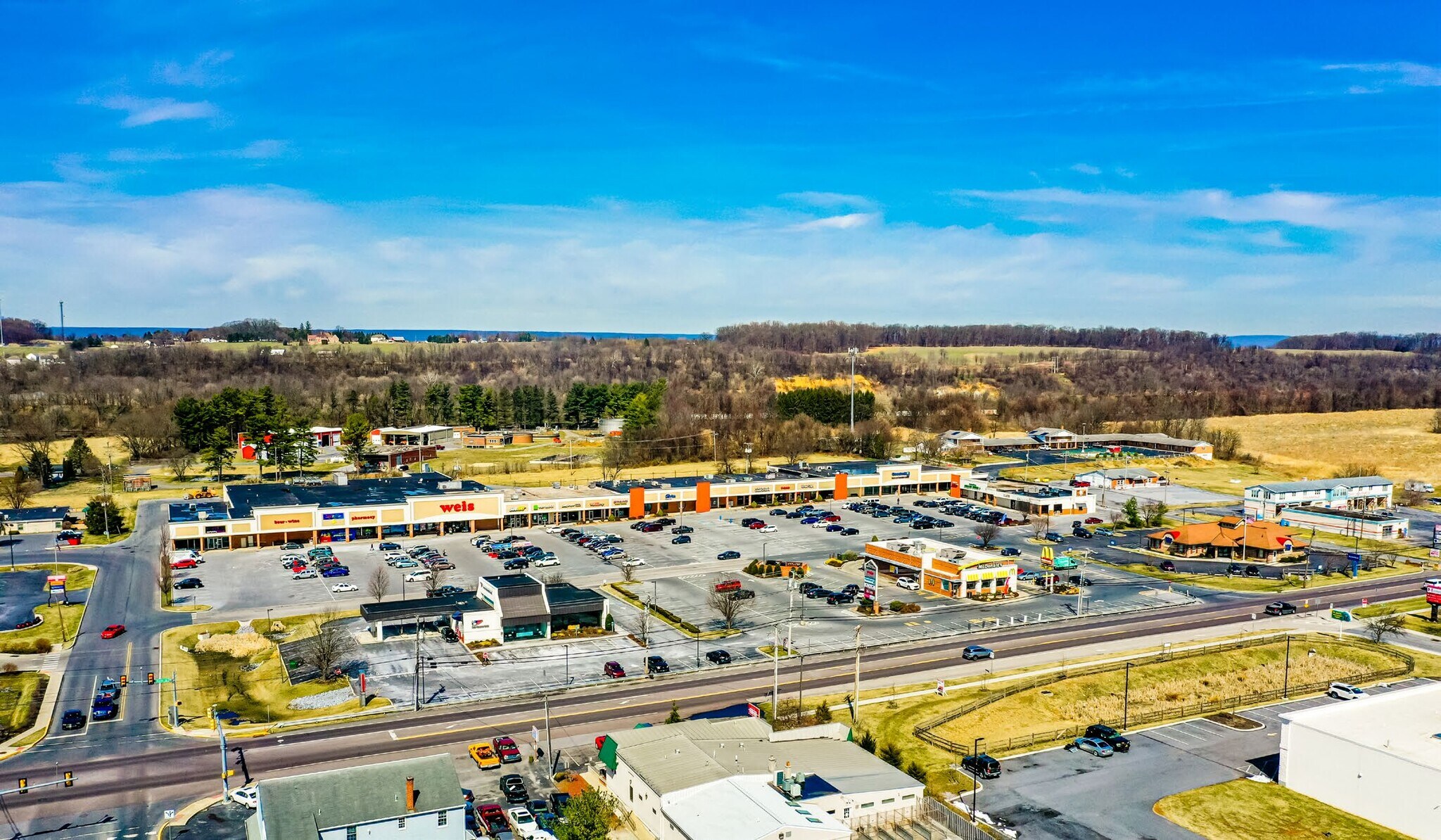 901 E Main St, Palmyra, PA for lease Building Photo- Image 1 of 5