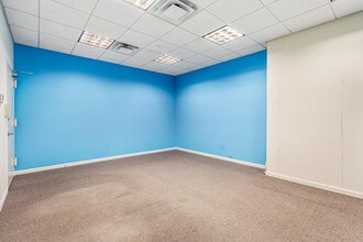 34-36 W 44th St, New York, NY for lease Interior Photo- Image 2 of 6